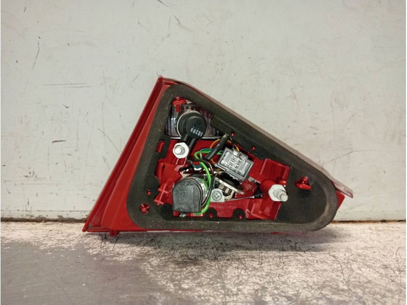 Recambio de piloto trasero izquierdo interior para audi a5 coupe (8t) 2.0 tfsi (132kw) referencia OEM IAM 8T0945093A AU484 