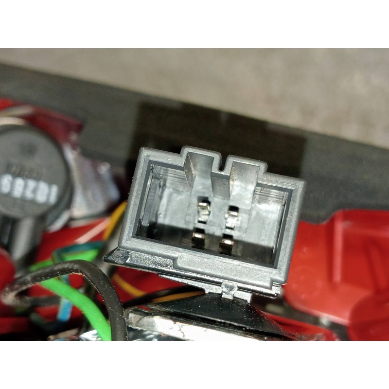 Recambio de piloto trasero izquierdo interior para audi a5 coupe (8t) 2.0 tfsi (132kw) referencia OEM IAM 8T0945093A AU484 