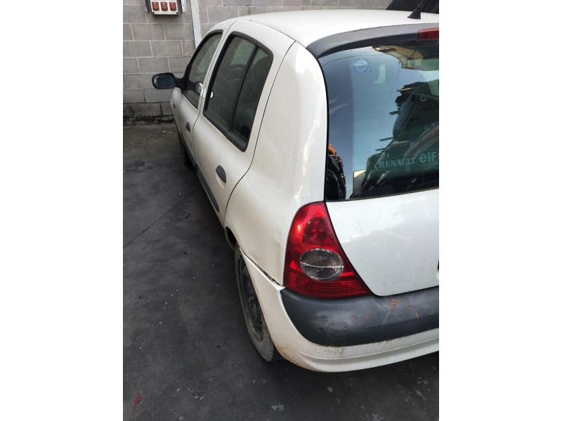 renault clio ii fase ii (b/cb0) del año 2001