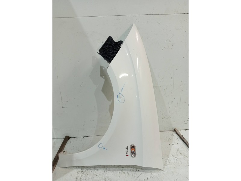 Recambio de aleta delantera izquierda para seat altea (5p1) arena referencia OEM IAM   