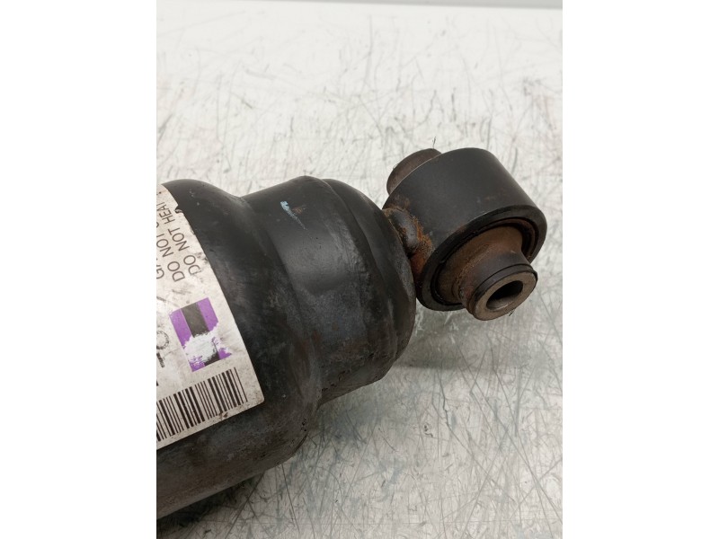 Recambio de amortiguador trasero derecho para subaru legacy lim. b14 limited referencia OEM IAM 20365AJ062  