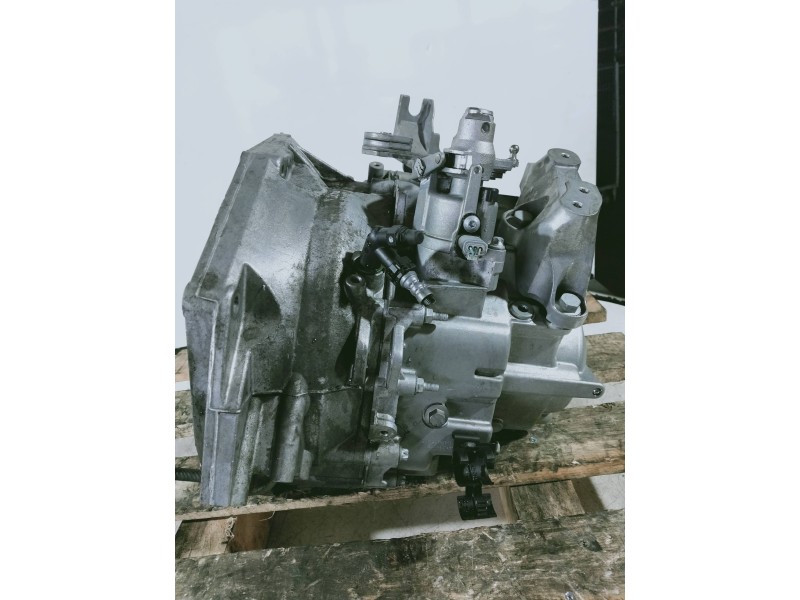 Recambio de caja cambios para opel zafira (c) excellence start/stop referencia OEM IAM F40 R18015491 BHZ 6V