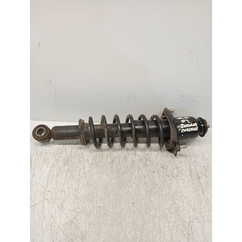 Recambio de amortiguador trasero derecho para toyota corolla (e12) 2.0 d-4d linea luna berlina referencia OEM IAM   