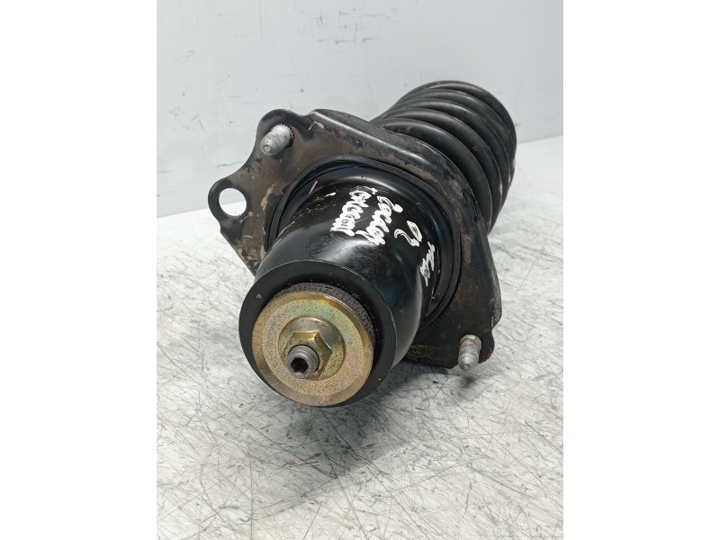 Recambio de amortiguador trasero derecho para toyota corolla (e12) 2.0 d-4d linea luna berlina referencia OEM IAM   