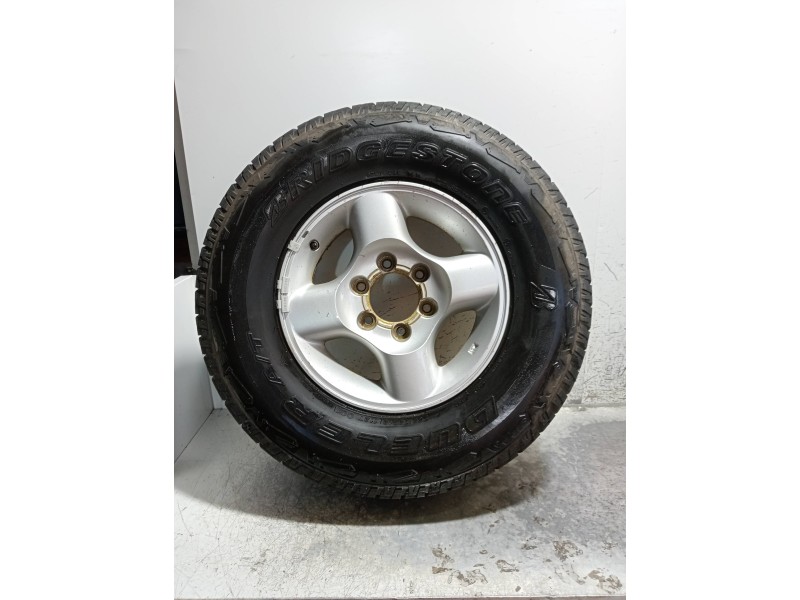 Recambio de juego llantas para nissan pick-up (d22) 2.5 16v turbodiesel cat referencia OEM IAM  CUBIERTAS 265/70/16