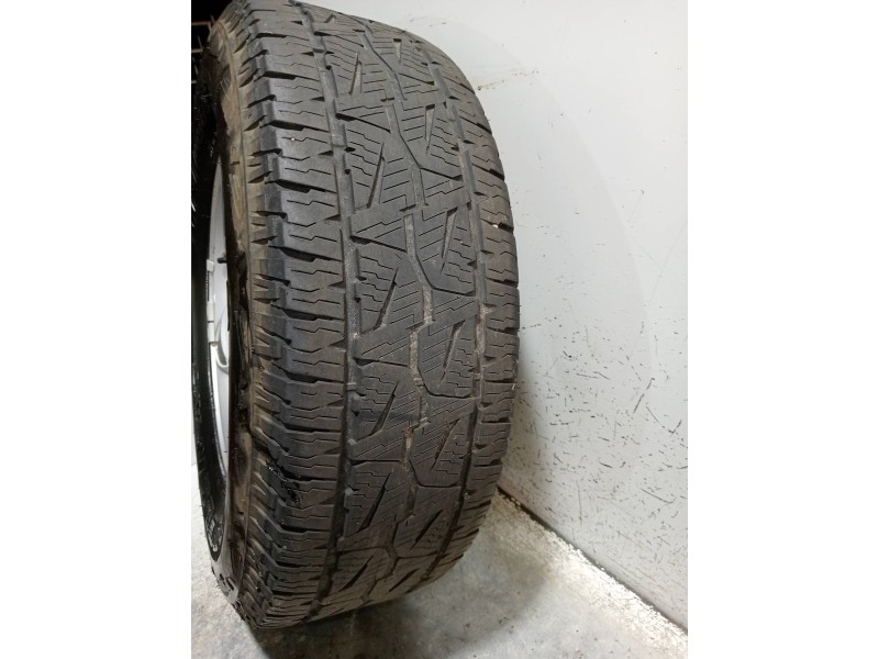 Recambio de juego llantas para nissan pick-up (d22) 2.5 16v turbodiesel cat referencia OEM IAM  CUBIERTAS 265/70/16