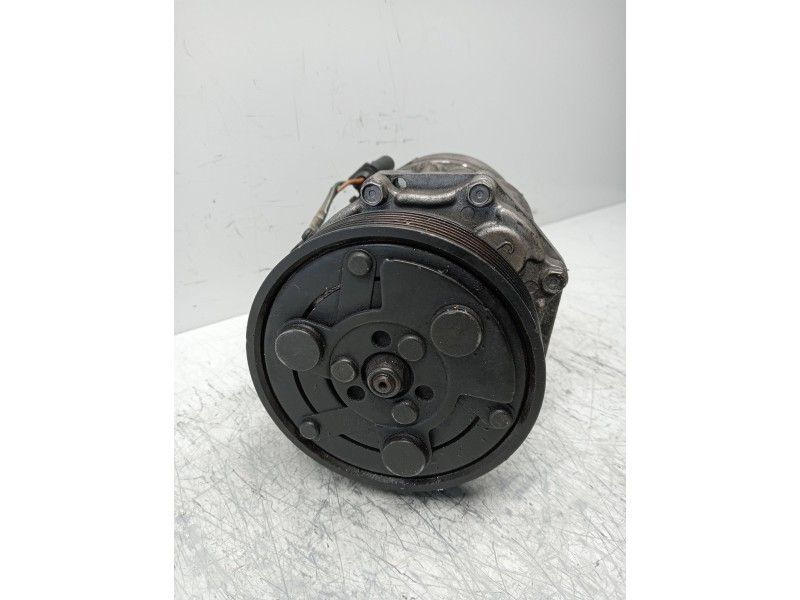 Recambio de compresor aire acondicionado para audi a3 (8l) 1.6 ambiente referencia OEM IAM SD7V161215 1J0820803F 