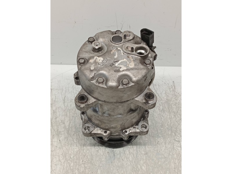Recambio de compresor aire acondicionado para audi a3 (8l) 1.6 ambiente referencia OEM IAM SD7V161215 1J0820803F 