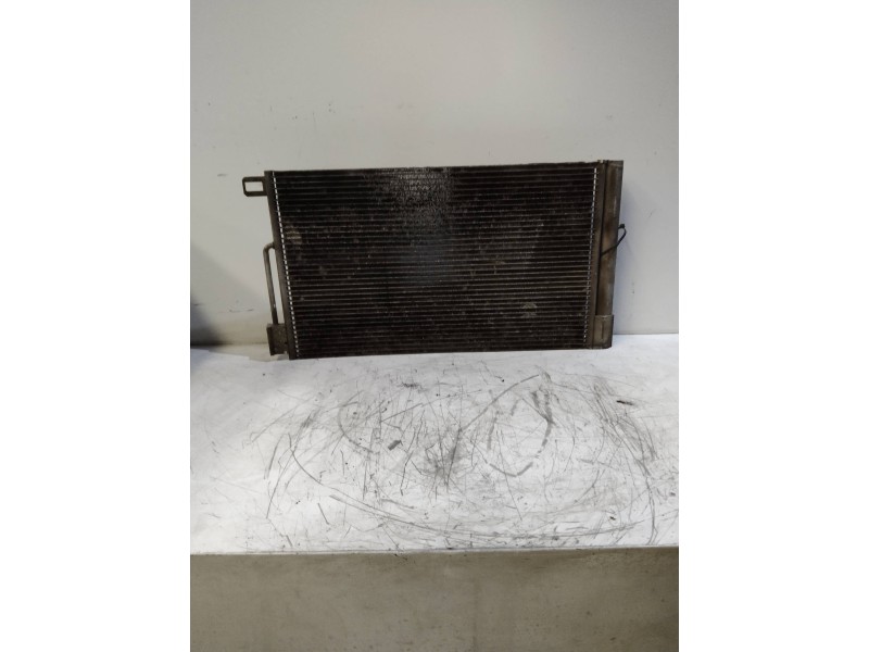 Recambio de condensador / radiador aire acondicionado para fiat fiorino básico referencia OEM IAM D1478007 55700406 