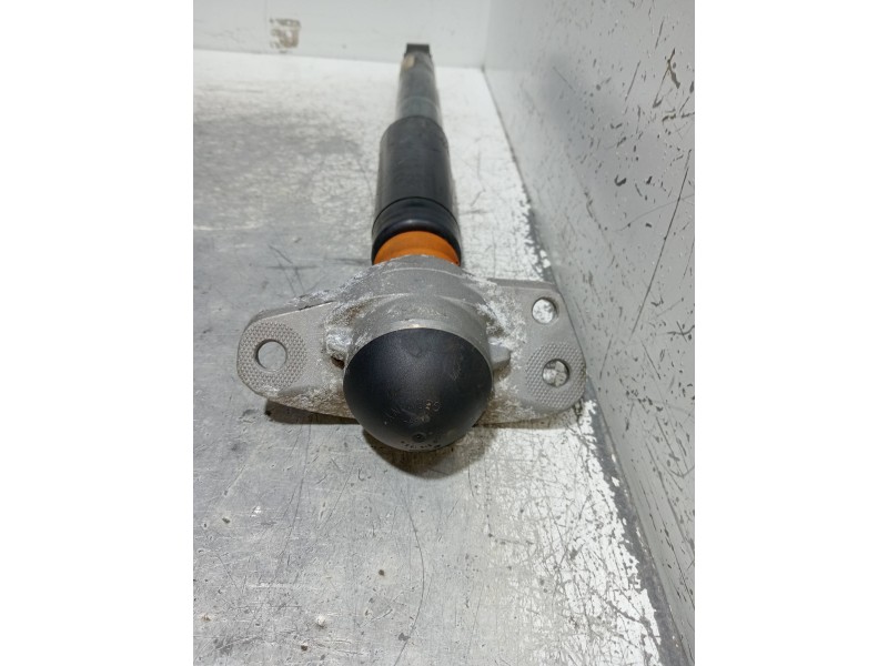 Recambio de amortiguador trasero derecho para seat altea (5p1) arena referencia OEM IAM 1K0512011AD 804902001768 