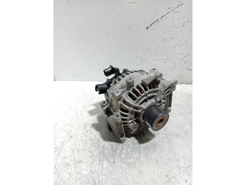 Recambio de alternador para mercedes clase clk (w209) coupe 220 cdi (209.308) referencia OEM IAM 0124625014 A0121540002 