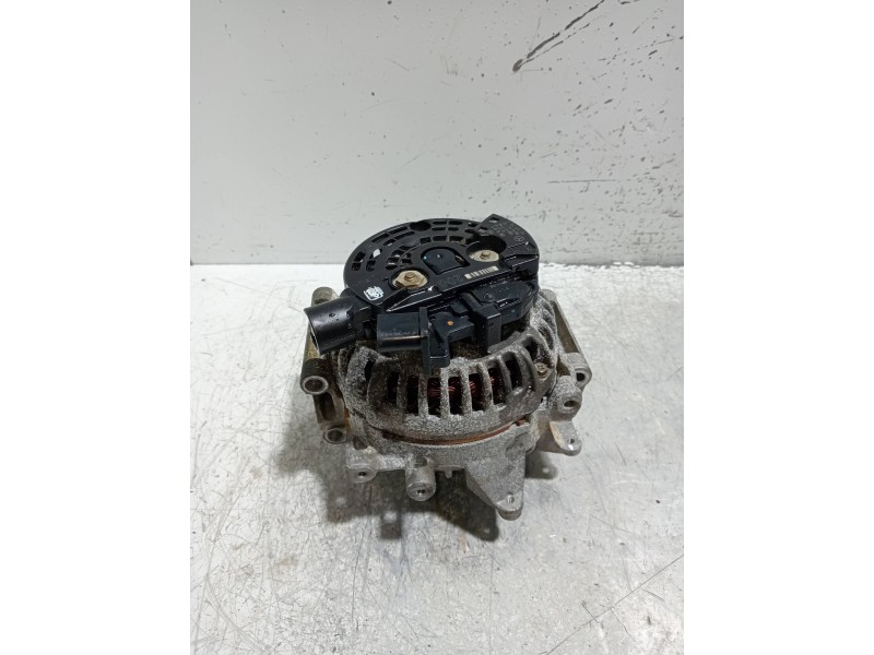 Recambio de alternador para mercedes clase clk (w209) coupe 220 cdi (209.308) referencia OEM IAM 0124625014 A0121540002 
