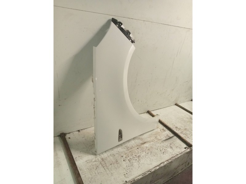 Recambio de aleta delantera derecha para opel zafira (c) excellence start/stop referencia OEM IAM   