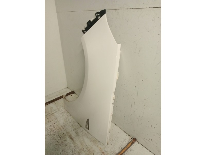 Recambio de aleta delantera derecha para opel zafira (c) excellence start/stop referencia OEM IAM   