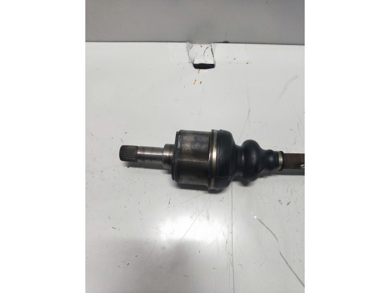 Recambio de transmision delantera izquierda para citroen bx berlina 1.9 diesel referencia OEM IAM   