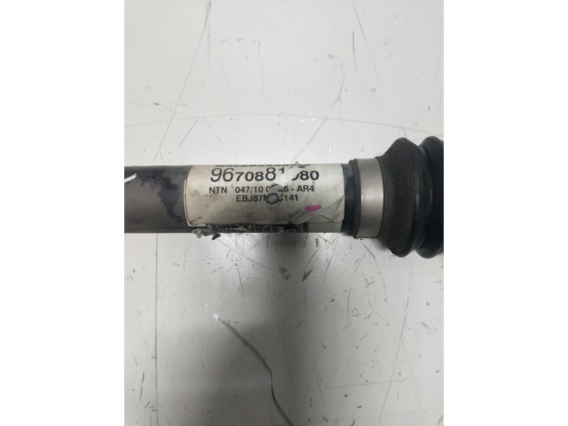 Recambio de transmision delantera derecha para citroen c4 berlina lx referencia OEM IAM 9670881980  