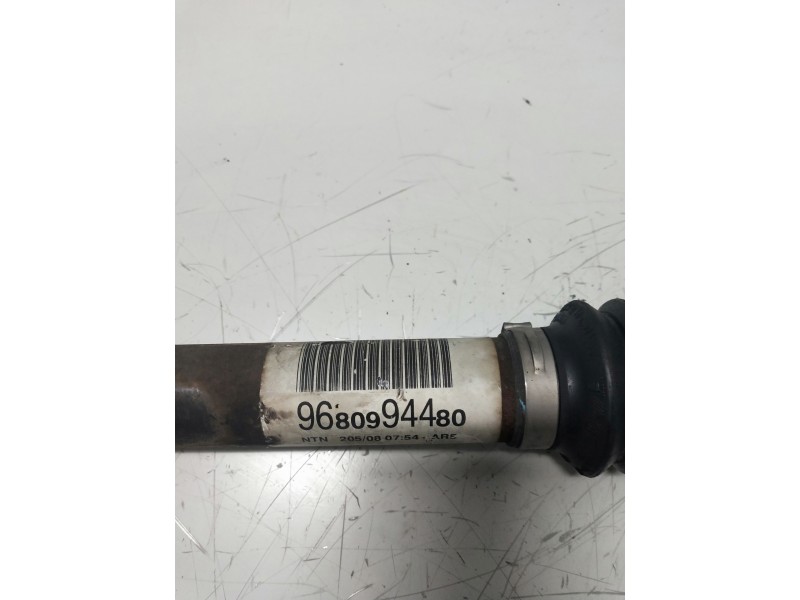Recambio de transmision delantera izquierda para citroen c4 berlina 1.4 16v referencia OEM IAM 9680994480  