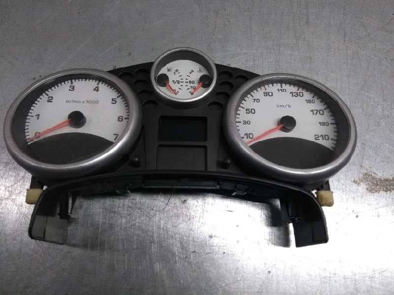 Recambio de cuadro instrumentos para peugeot 207 confort referencia OEM IAM 9666132380  