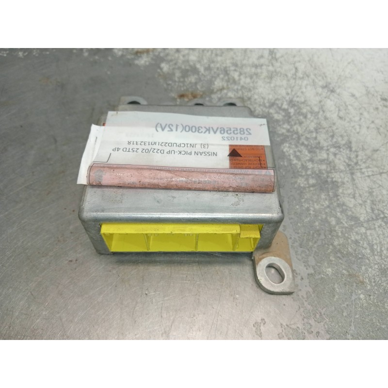 Recambio de centralita airbag para nissan pick-up (d22) 2.5 16v turbodiesel cat referencia OEM IAM 28556VK300 041022 