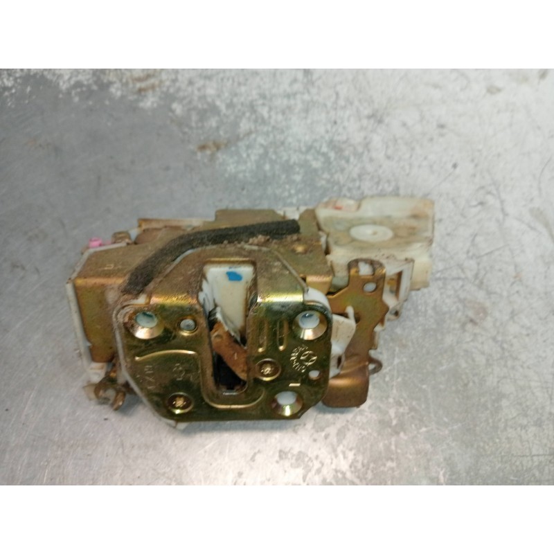 Recambio de motor cierre centralizado delantero izquierdo para nissan pick-up (d22) 2.5 16v turbodiesel cat referencia OEM IAM 8