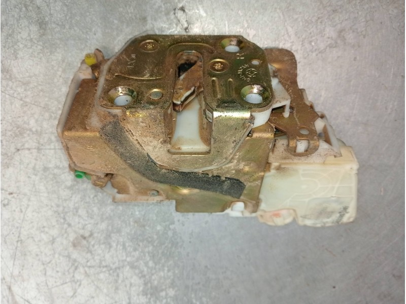 Recambio de motor cierre centralizado trasero derecho para nissan pick-up (d22) 2.5 16v turbodiesel cat referencia OEM IAM 80552