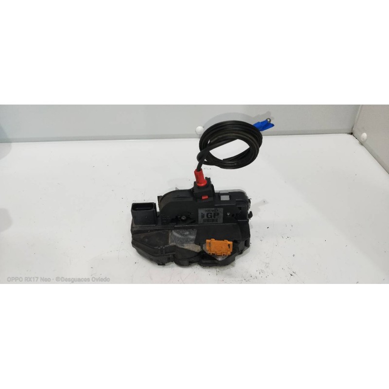 Recambio de motor cierre centralizado delantero derecho para opel zafira (c) excellence start/stop referencia OEM IAM 13579523  