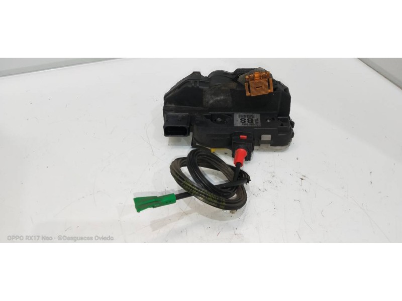 Recambio de motor cierre centralizado trasero izquierdo para opel zafira (c) excellence start/stop referencia OEM IAM 13579557  