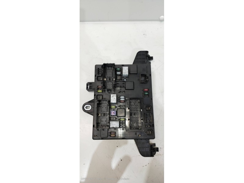 Recambio de caja reles / fusibles para opel zafira (c) excellence start/stop referencia OEM IAM 39132479 365927271 GMDR4 