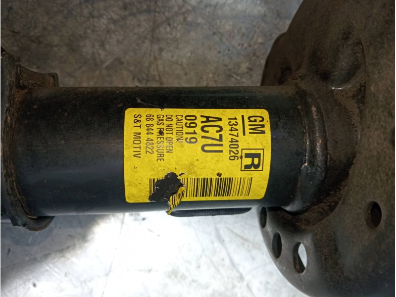 Recambio de amortiguador delantero derecho para opel zafira (c) excellence start/stop referencia OEM IAM 13474026  