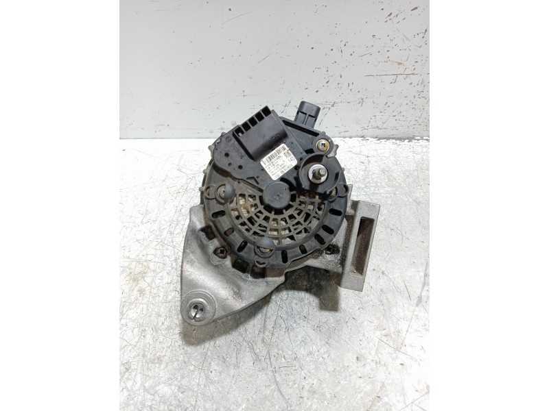 Recambio de alternador para opel zafira (c) excellence start/stop referencia OEM IAM 39047352  