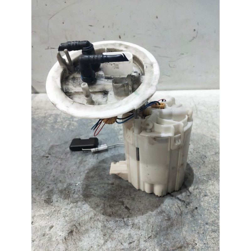 Recambio de bomba combustible para audi a4 avant (8k5) (2008) 2.0 tdi referencia OEM IAM 8K0919050H 0580205001 