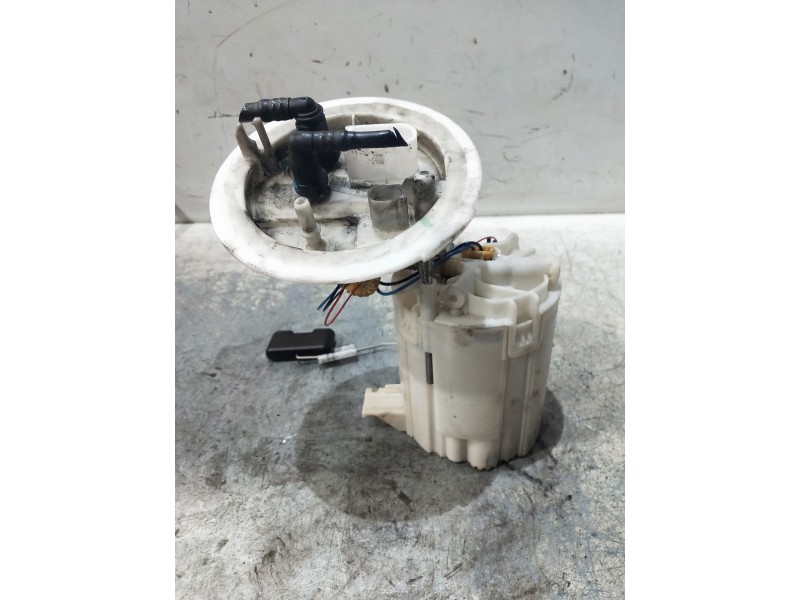 Recambio de bomba combustible para audi a4 avant (8k5) (2008) 2.0 tdi referencia OEM IAM 8K0919050H 0580205001 