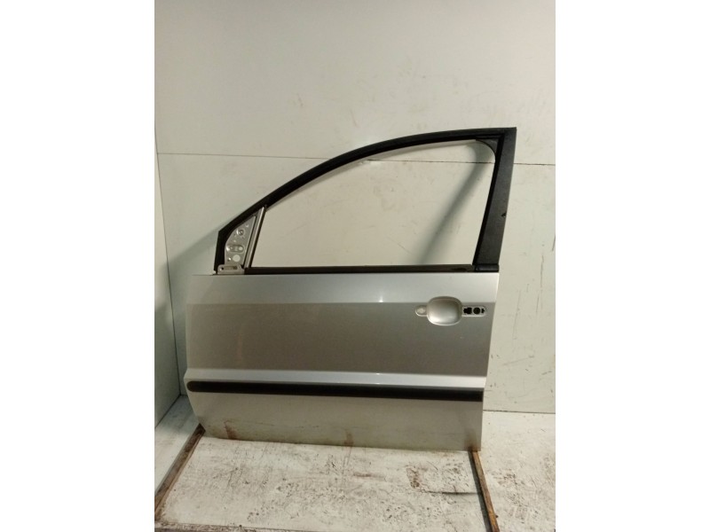 Recambio de puerta delantera izquierda para ford fusion (cbk) ambiente referencia OEM IAM  5P 
