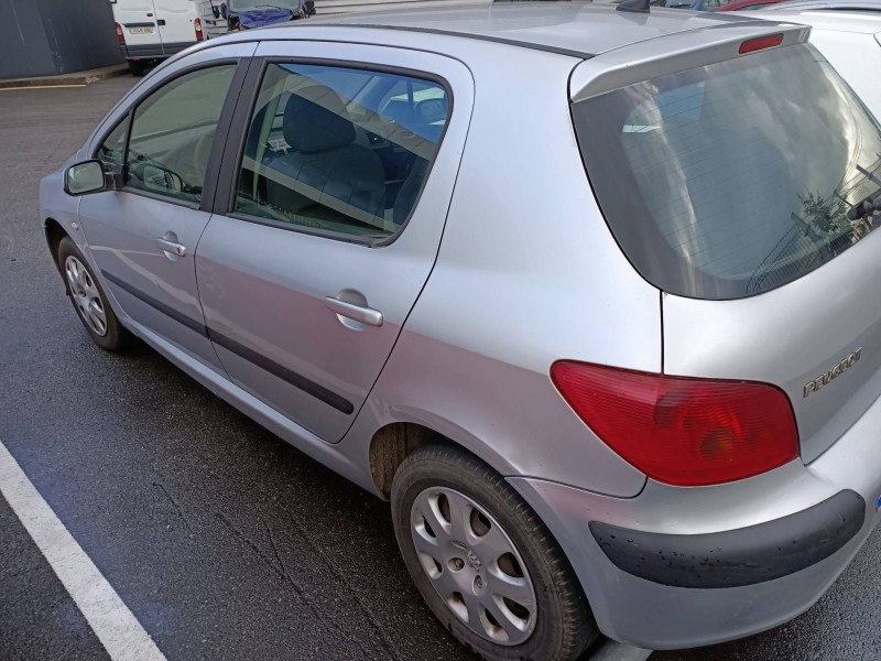 peugeot 307 (s1) del año 2002