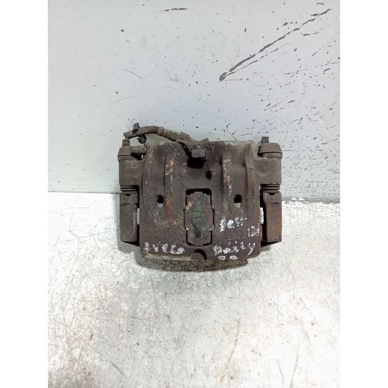 Recambio de pinza freno delantera izquierda para iveco daily caja cerrada (1999 =>) 2.8 diesel cat referencia OEM IAM   