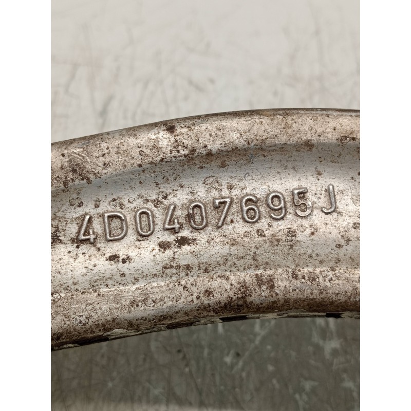 Recambio de brazo suspension inferior delantero izquierdo para audi a4 berlina (b5) 1.9 tdi referencia OEM IAM 4D0407695J  