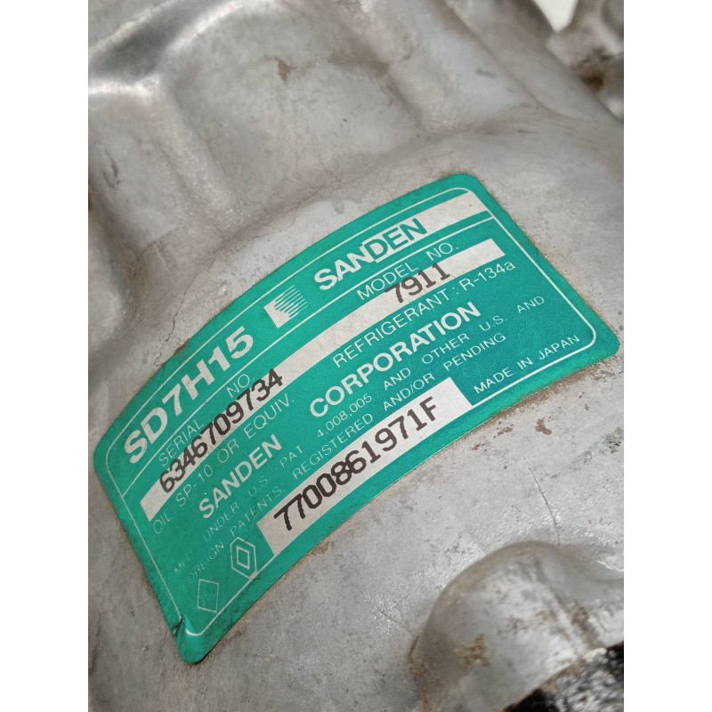 Recambio de compresor aire acondicionado para renault laguna (b56) 2.2 dt rxe referencia OEM IAM SD7H157911 7700861971F 