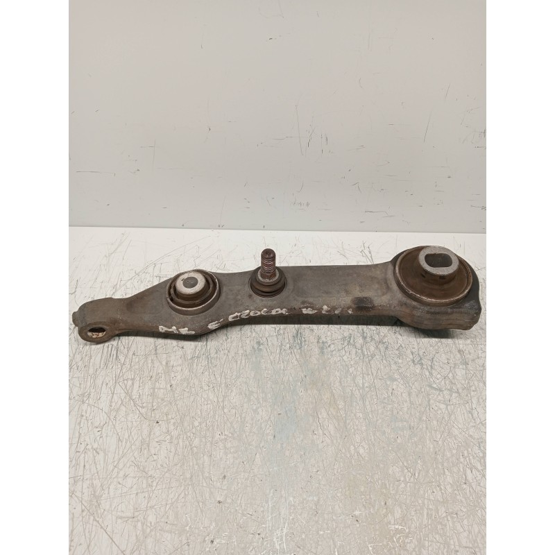 Recambio de brazo suspension inferior delantero izquierdo para mercedes clase e (w211) berlina e 220 cdi (211.006) referencia OE