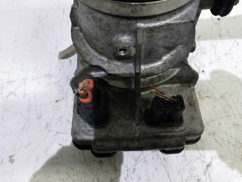 Recambio de bomba direccion para citroen c4 picasso sx referencia OEM IAM 9681594880 A0009687 