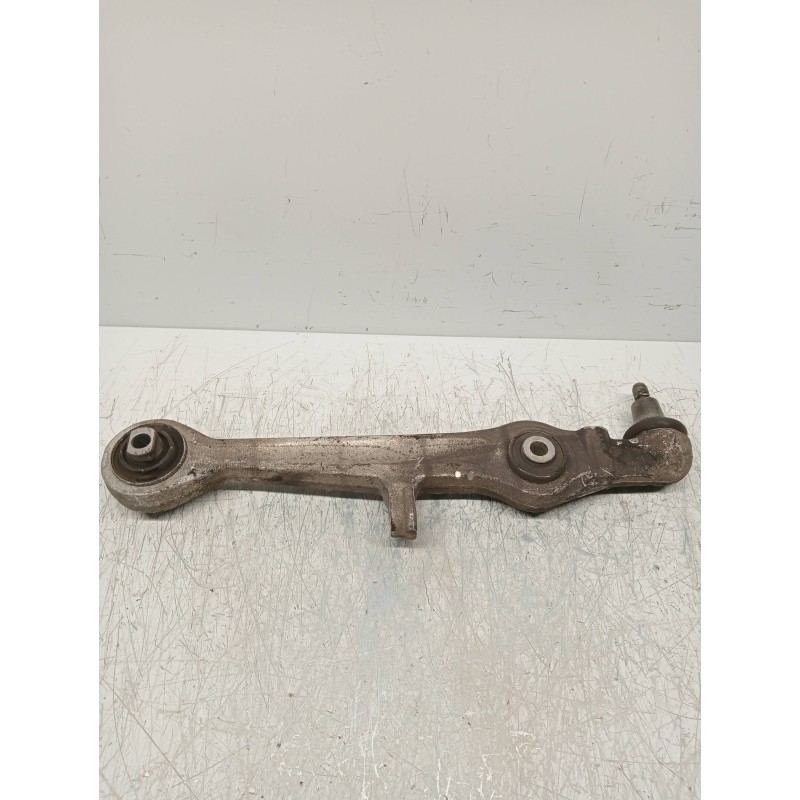 Recambio de brazo suspension inferior delantero derecho para audi a4 berlina (b5) 1.9 tdi referencia OEM IAM 4D0407155J  