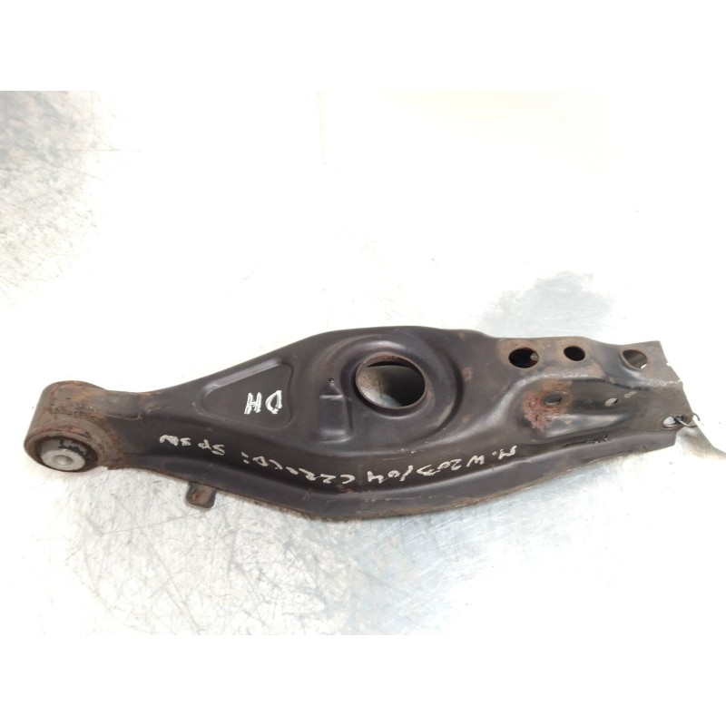 Recambio de brazo suspension inferior trasero derecho para mercedes clase c (w203) familiar 2.2 cdi cat referencia OEM IAM   