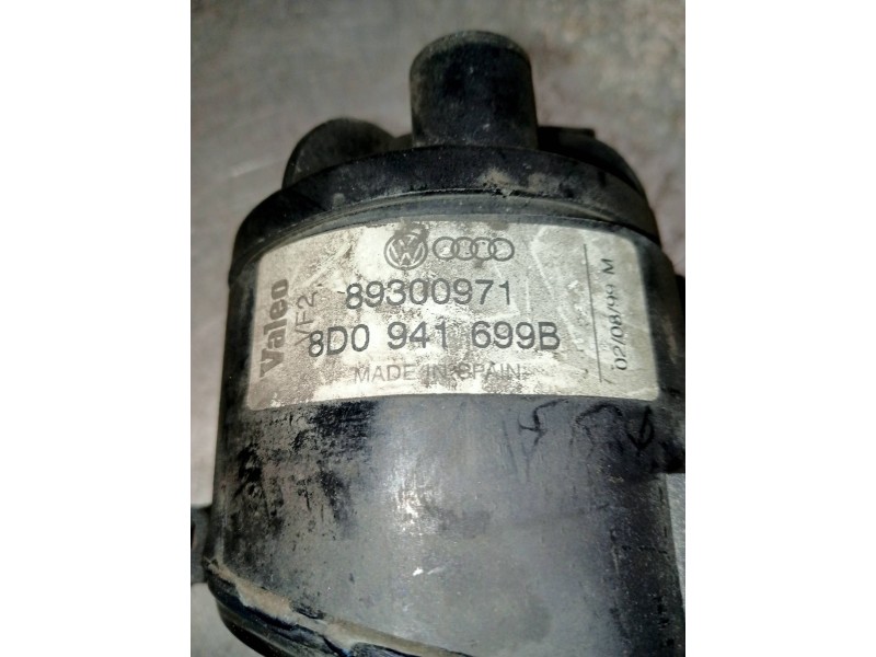 Recambio de faro antiniebla izquierdo para audi a4 berlina (b5) 1.9 tdi referencia OEM IAM 8D0941699B 89300971 