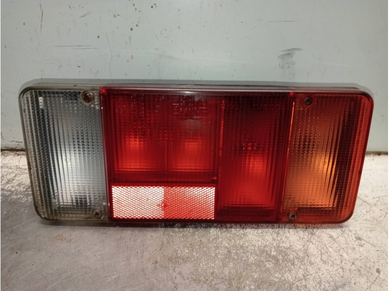 Recambio de piloto trasero derecho para iveco daily caja cerrada (1999 =>) 2.8 diesel cat referencia OEM IAM   