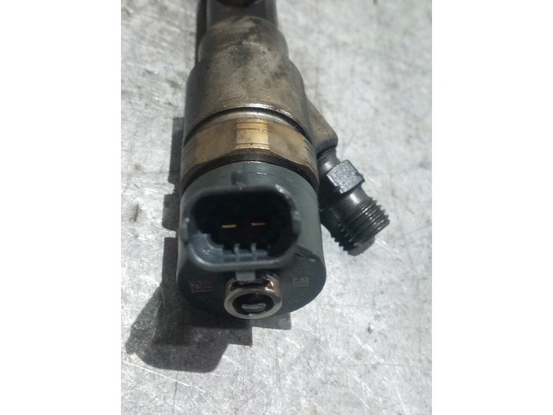 Recambio de inyector para chevrolet cruze ls+ referencia OEM IAM 0445110270 96440397 BOSCH