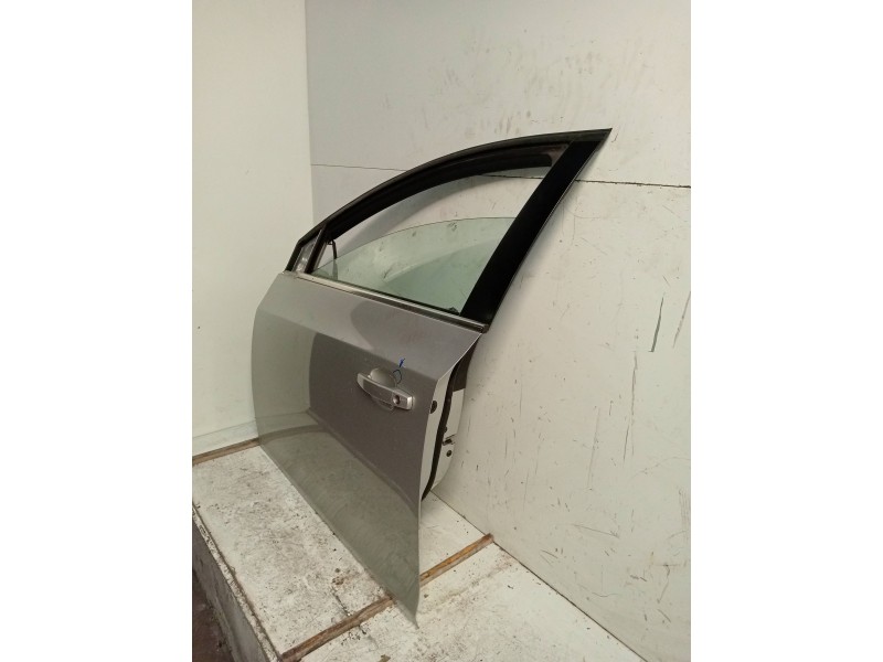 Recambio de puerta delantera izquierda para chevrolet cruze ls+ referencia OEM IAM  4P 