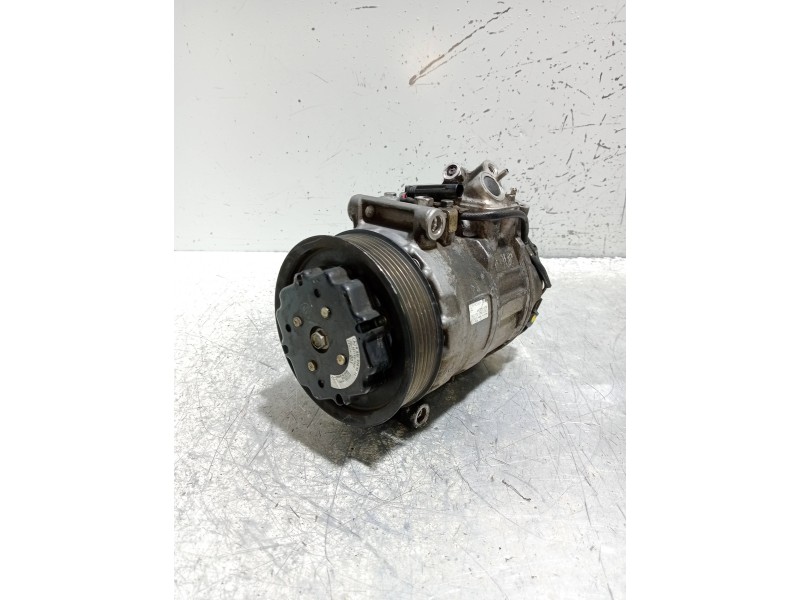 Recambio de compresor aire acondicionado para mercedes clase c (w203) berlina referencia OEM IAM 4472209790 7SEU17C 