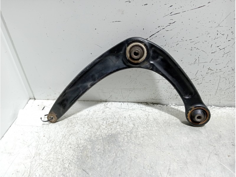 Recambio de brazo suspension inferior delantero derecho para citroen c4 lim. live edition referencia OEM IAM   