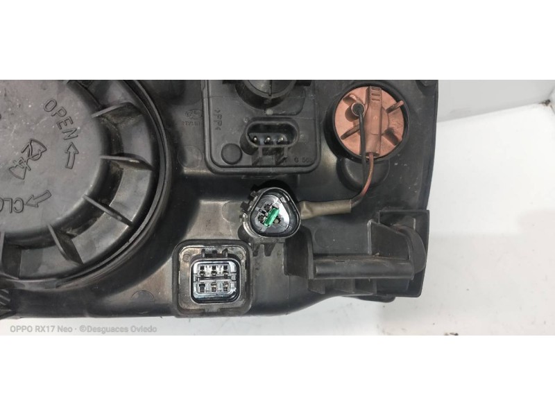 Recambio de faro derecho para hyundai santa fe (sm) 2.0 crdi cat referencia OEM IAM   