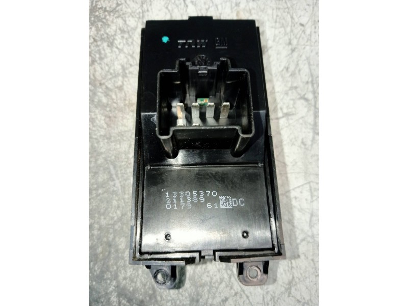 Recambio de mando elevalunas delantero derecho para chevrolet cruze ls+ referencia OEM IAM 13305370 211389 `0179