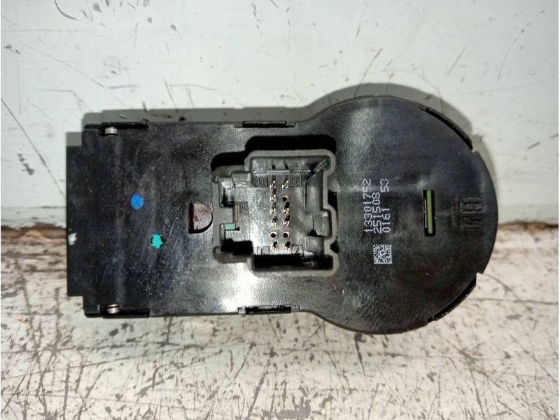 Recambio de mando luces para chevrolet cruze ls+ referencia OEM IAM 13301752 251508 